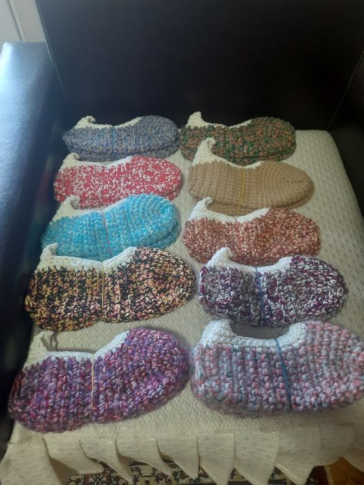 Botosei de casa croșetati manual