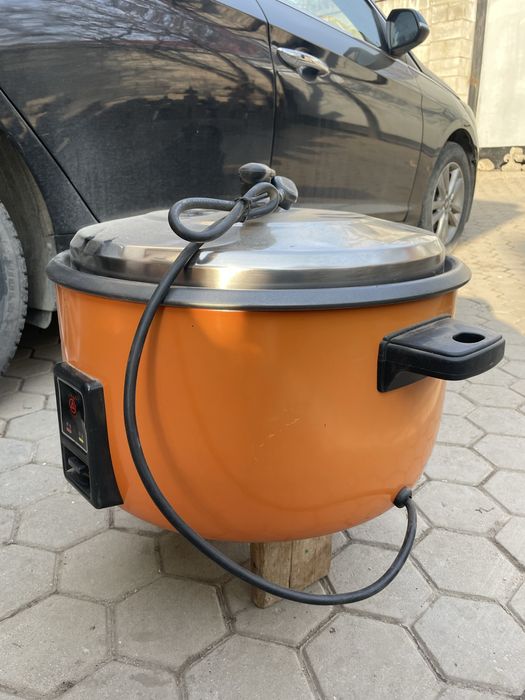 Рисоварка, пользовались 2-3 раза