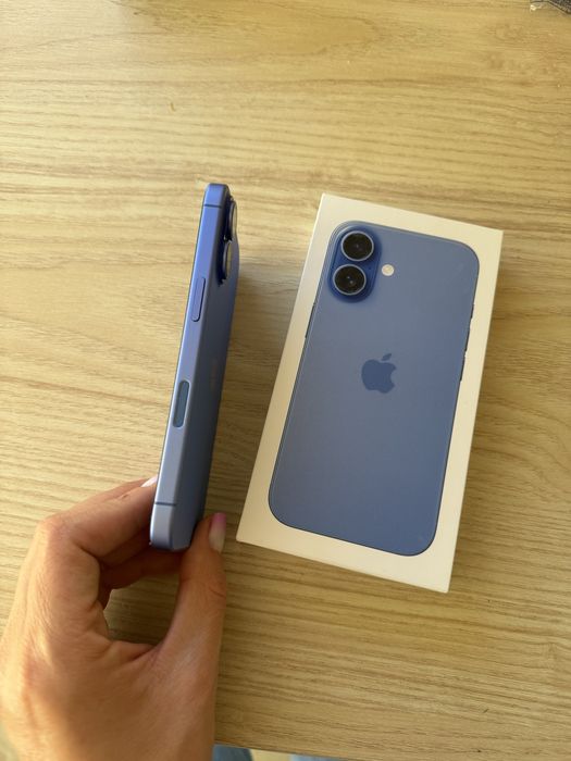 Telefon mobil Apple iPhone 16, 128GB, 5G, Ultramarine