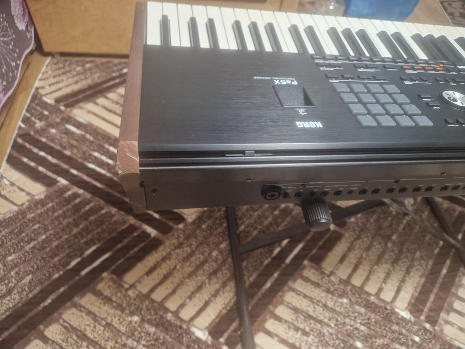 Korg pa5 x international