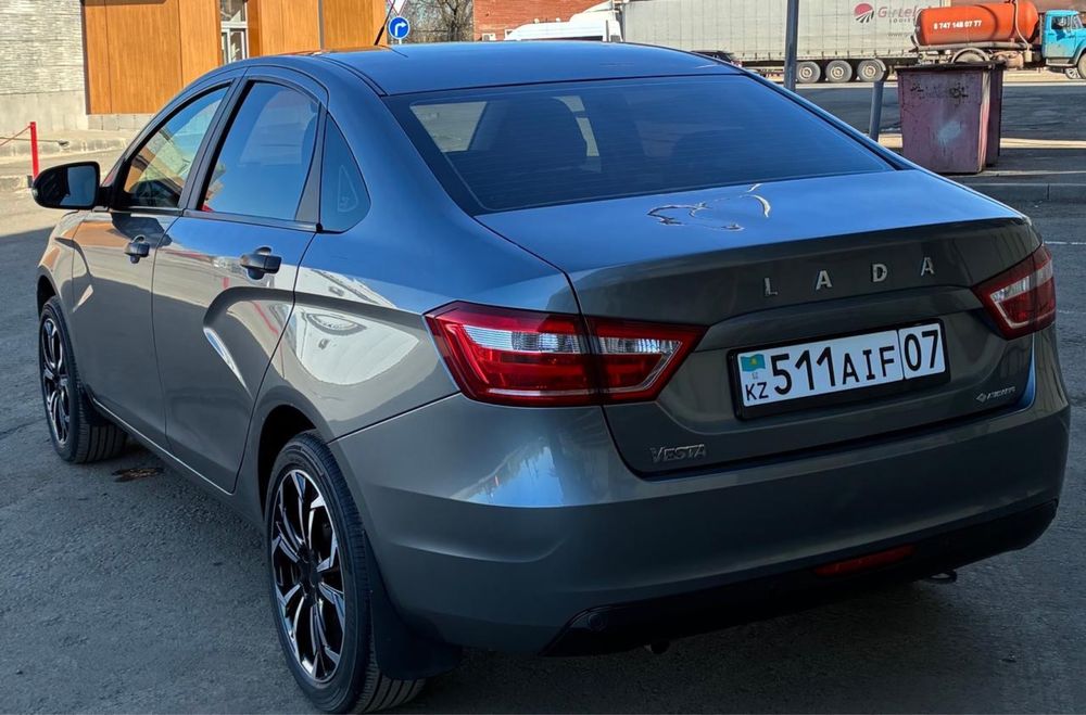 Продам Lada Vesta