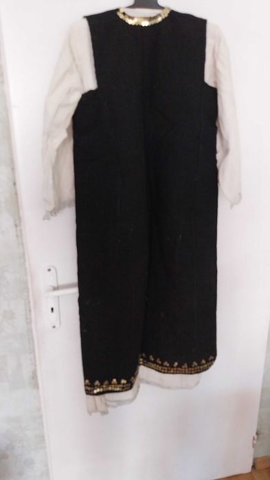 Автентична народна носия