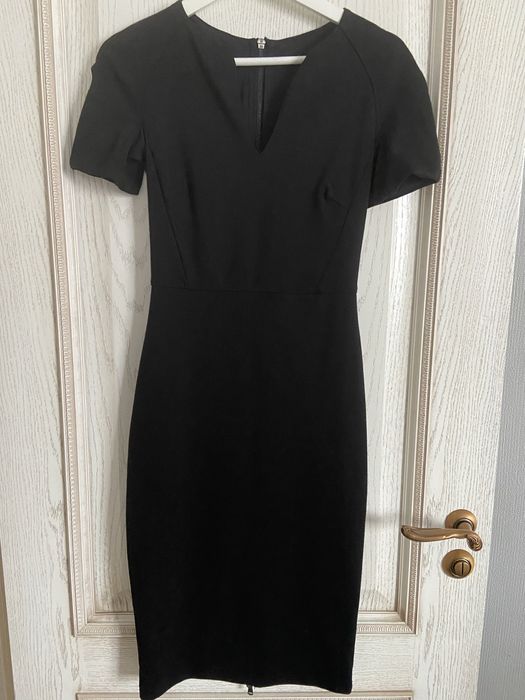 Продам платья женские