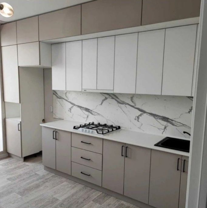 Кухни на заказ , мебель на заказ любой сложности .