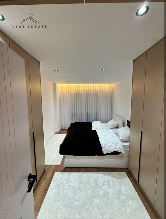 Дава се под наем Двустаен апартамент в София, Изток - 67 кв.м за 525 € - Снимка #3