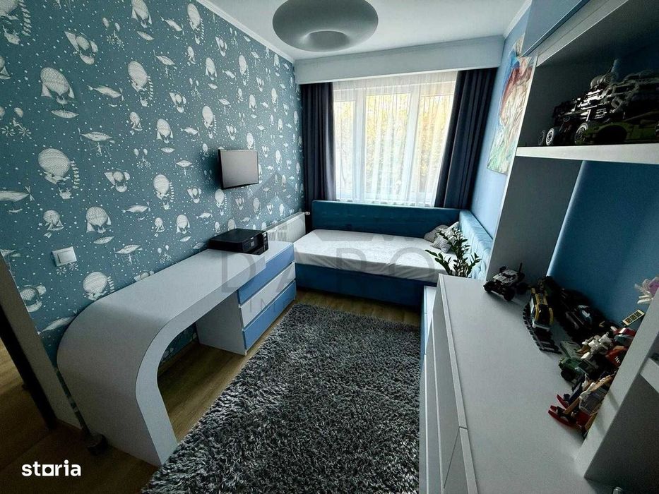 Apartament cu 2 camere, decomandat, etajul 3, complet renovat, ideal p