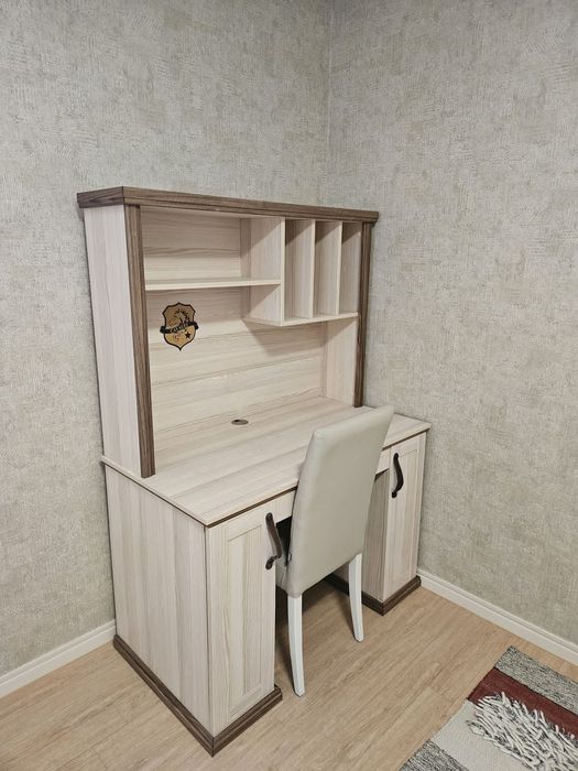 Отдам даром стол