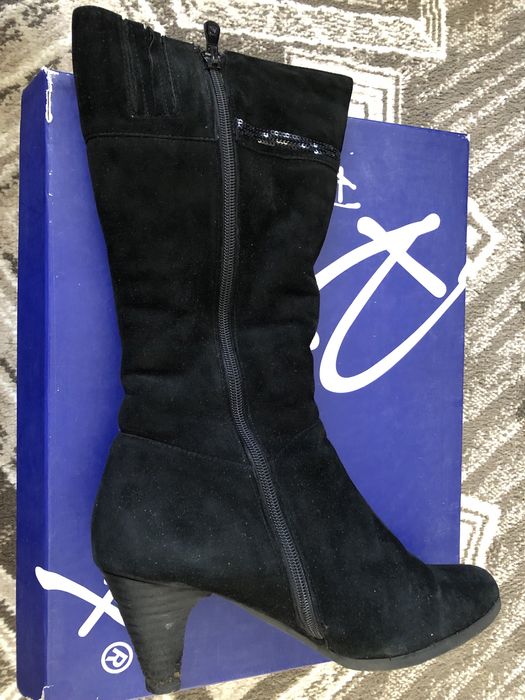 Женские сапоги