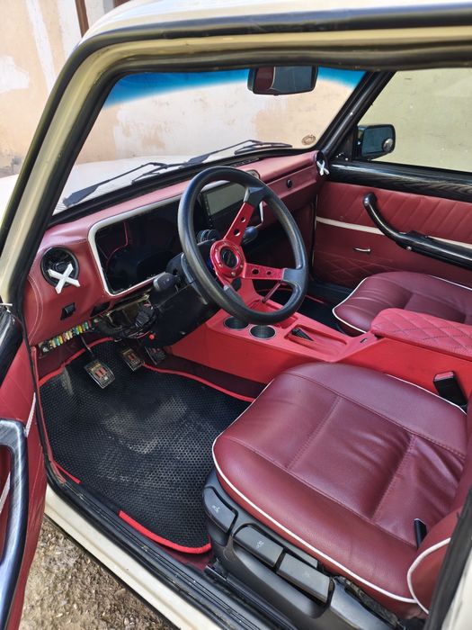 Vaz 2107 naxtga sotiladi