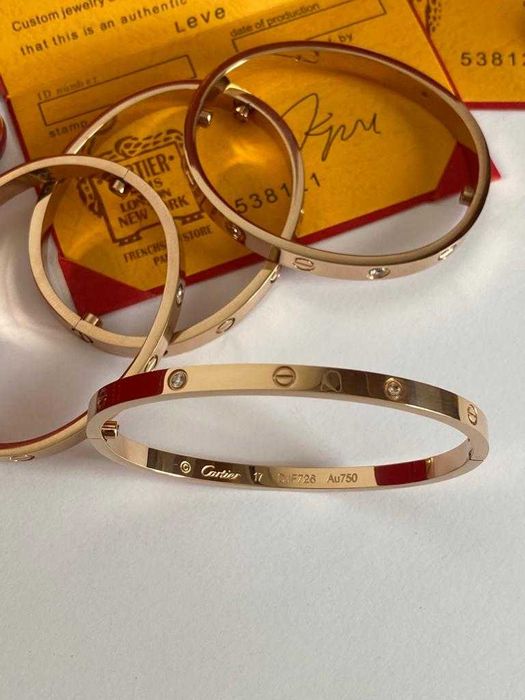 Cartier LOVE Small Bracelet 17 Rose Gold 750