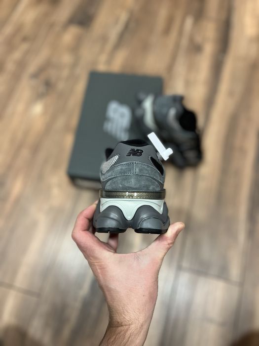 New Balance 9060BLK