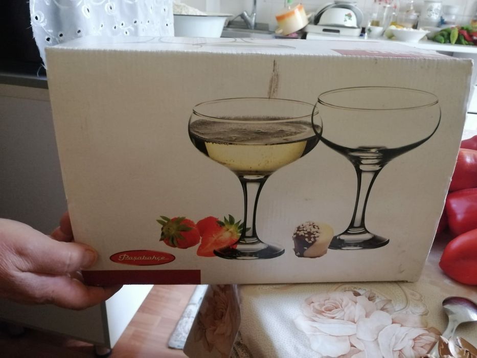 Стаканы турецкие срочно