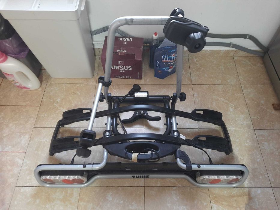 Vand suport Thulle pentru 2 biciclete cu atașare la cârlig