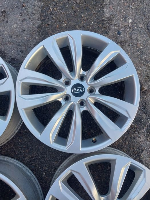 Диски R18 на Jac. С датчиками давления..