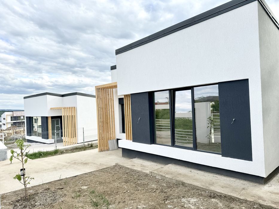 Casa individuala cu Predare Imediata - 500 mp teren