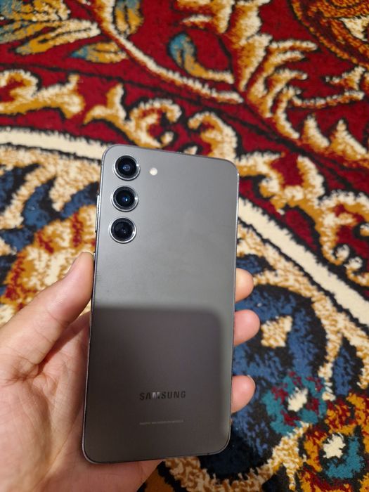 Samsung S23 plus