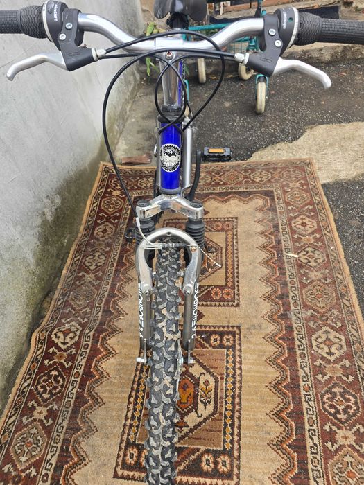 Se vinde bicicletă