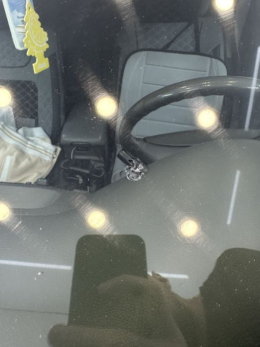 Ремонт стекол сколов и трещин