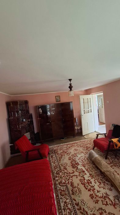 Casa Moraresti 3 camere si/sau teren stradal intravilan 6522 mp