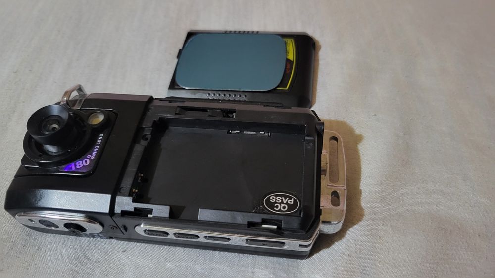 Автомобильный цифровой видеорегистратор CELSIOR DVR CS-900HD