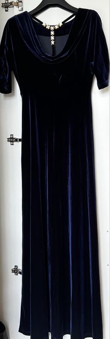 Красивое вечернее  платье