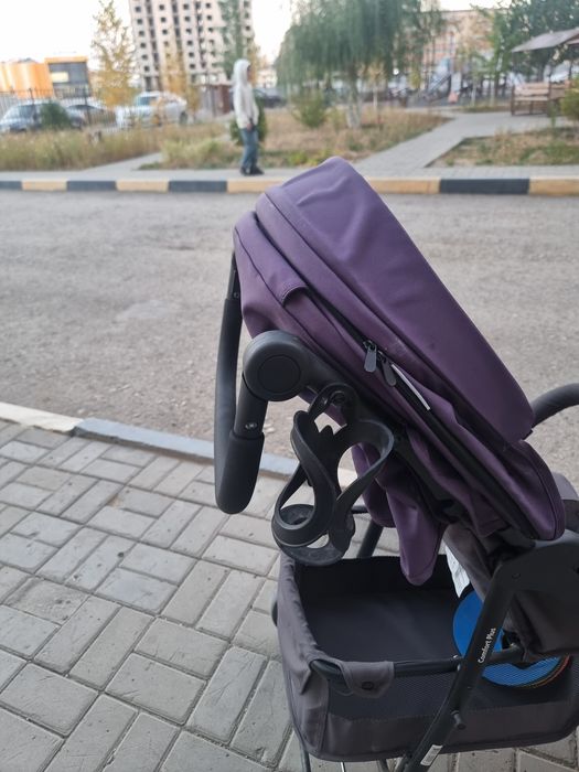 Продам прогулочную коляску