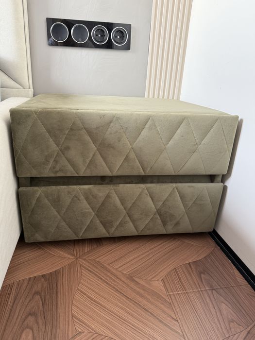 Тумбы прикроватные / штуки