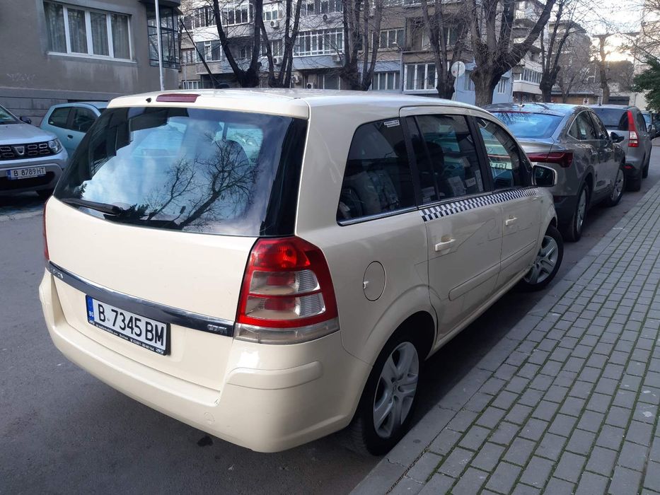 Опел Зафира-1.7D 2011год.