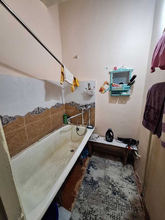 1 хонали квартира сотилади Шакарчи махалла 46м2