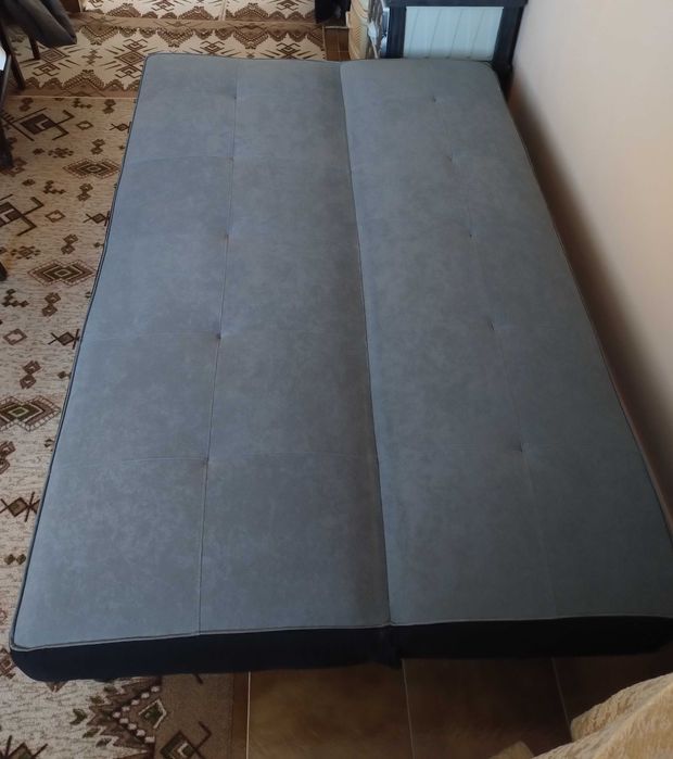 Диван с опция за сън