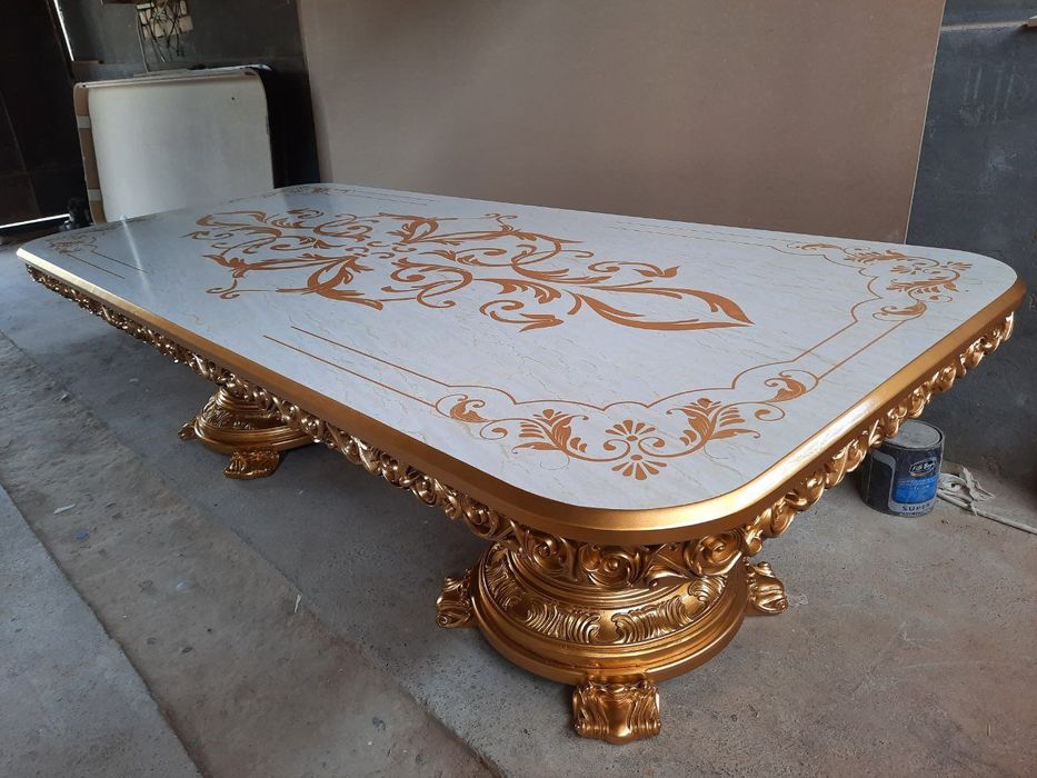 ЦЕХ дан. Столларимиз сиз учун.