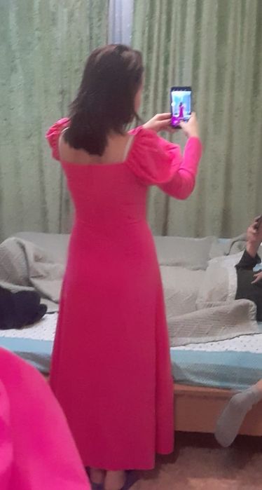 Продам платья 42 р