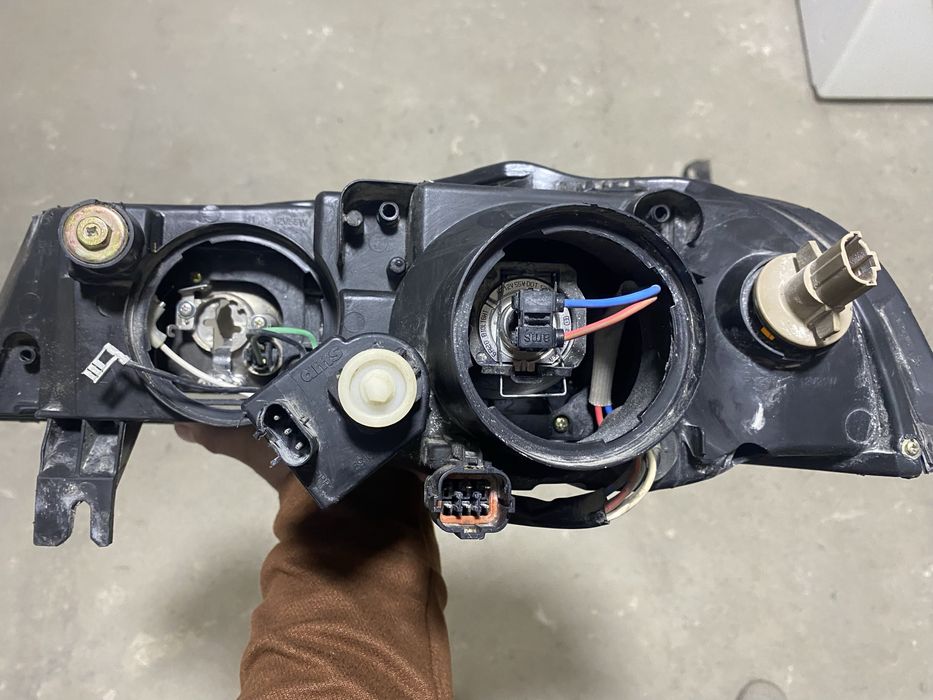 Nexia 2 fara zavod sotiladi