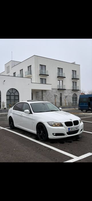 BMW Seria 3 e90 318i