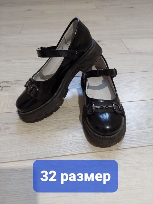 Продам туфли 33р и 32р