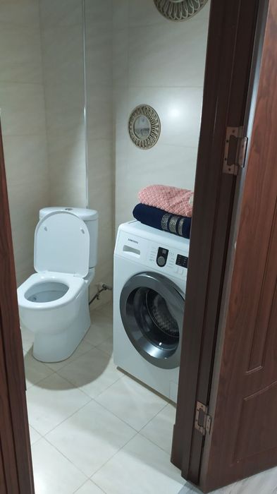 Болла учун акуратний яшийдигон. Гилам Соп койилган