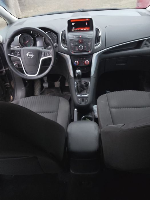 Opel Zafira C,2016,Euro 6 (Sharan,Galaxy)