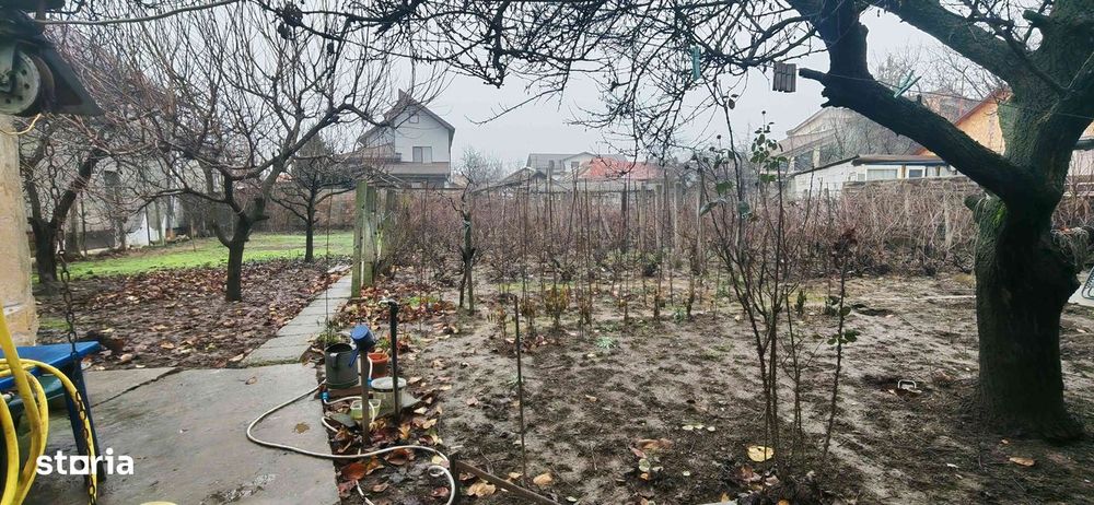 Teren de vânzare 1000 mp în Voluntari, casa renovabila, acces asfaltat