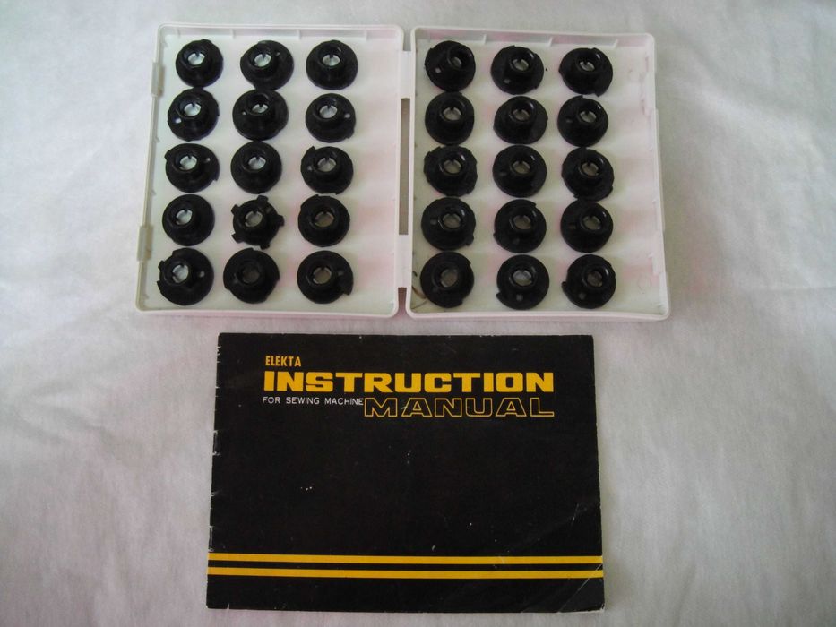 Швейная машинка " ELEKTA ".