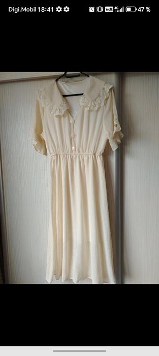 Rochie nouă culoare crem
