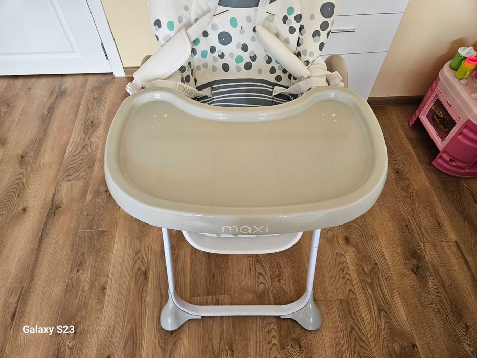 Детско столче за хранене Chipolino Макси