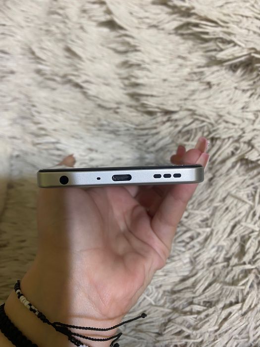Телефон OPPO 5G 5A