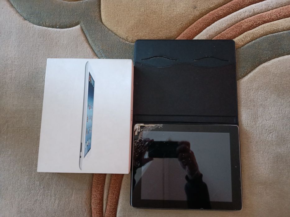 Продам планшет  на запчасти