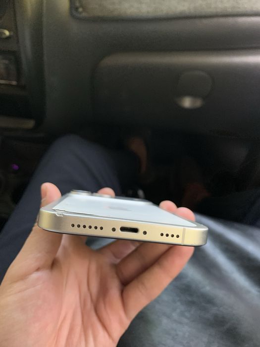 Iphone xr 17 pro korpusda