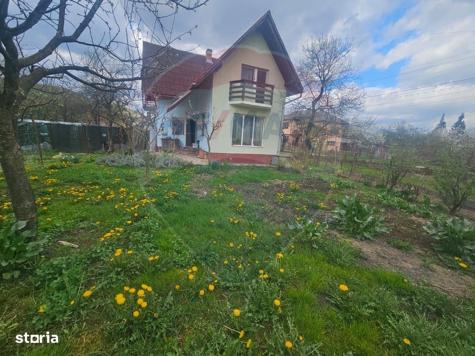 Casă / Vilă 5 camere, curte amenajată, mutare imediata