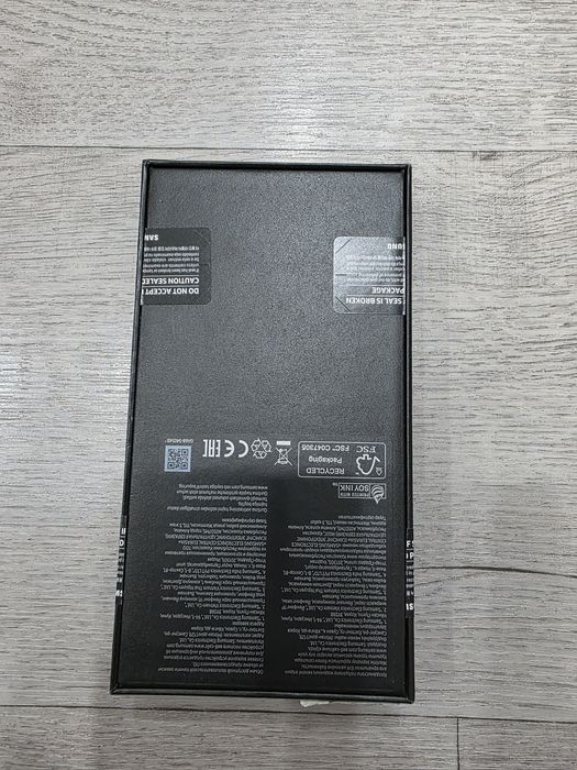 Продам телефон Samsung S22 128Gb