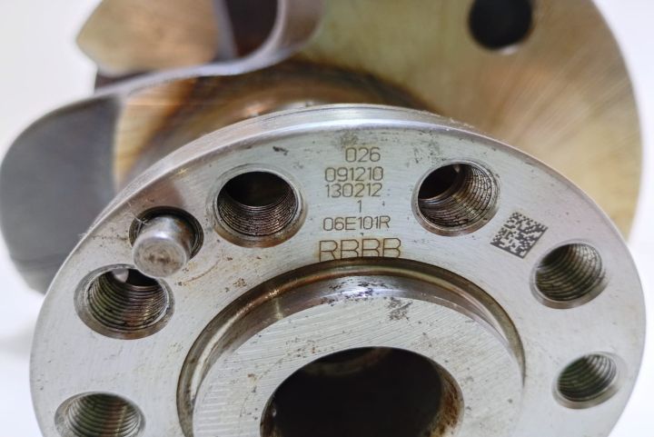 Arbore cotit Vibrochen 3.2 fsi 026091210130212 Volkswagen VW Touareg