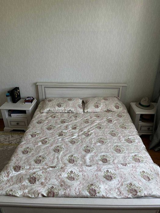 Срочно продам! Спальный гарнитур