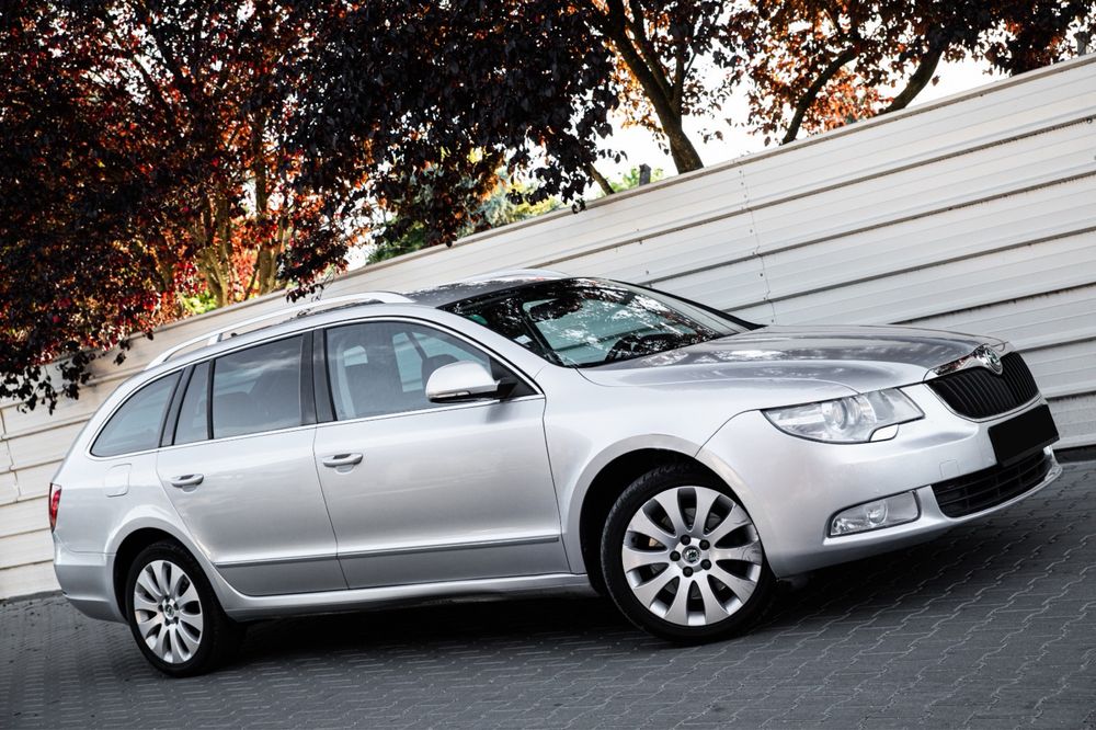 Skoda Superb 2010 Automata 2.0 Diesel  Xenon Navi