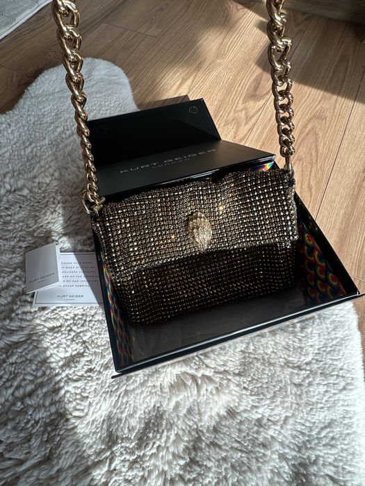 златнаЧанта kurt geiger